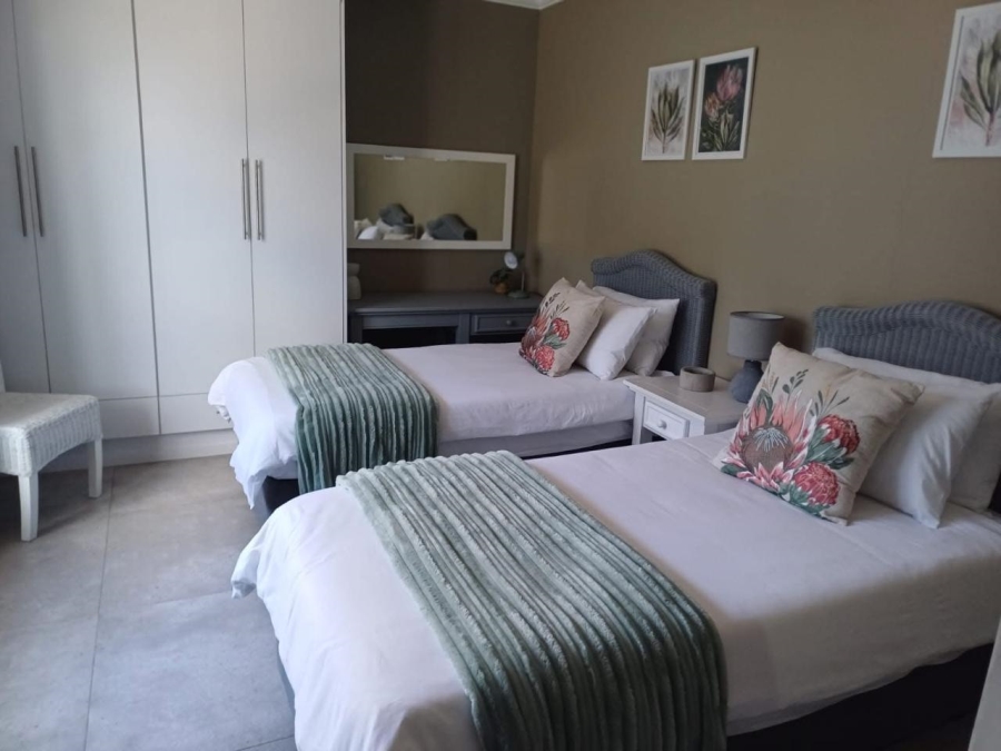To Let 4 Bedroom Property for Rent in Pinnacle Point Golf Estate Western Cape
